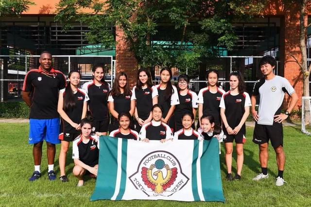 开拓者屠熊终结9连败 蒙克39分国王加时擒狼