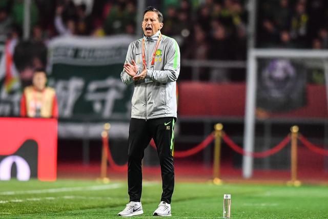 怀特38分塔图姆20+11 绿军力克热火大比分3-1