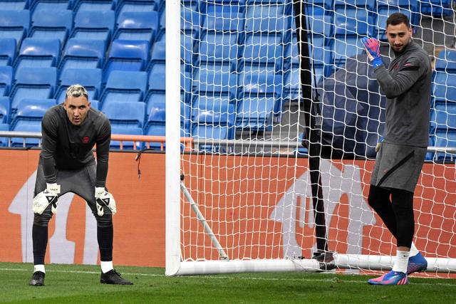 战争谣言冲击足坛:伊朗球星回国参军？C罗跑路